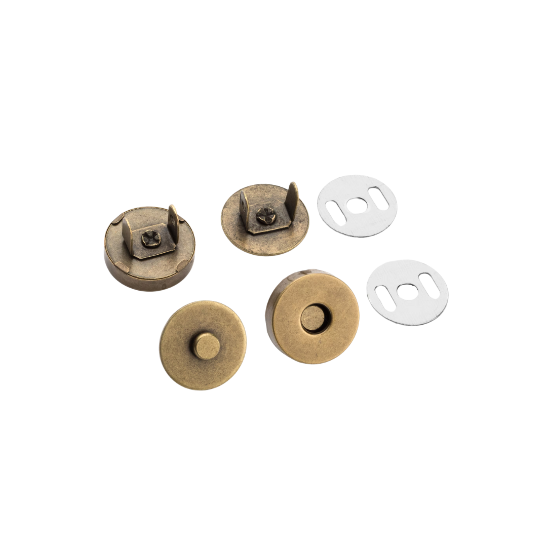 Magnetic closures